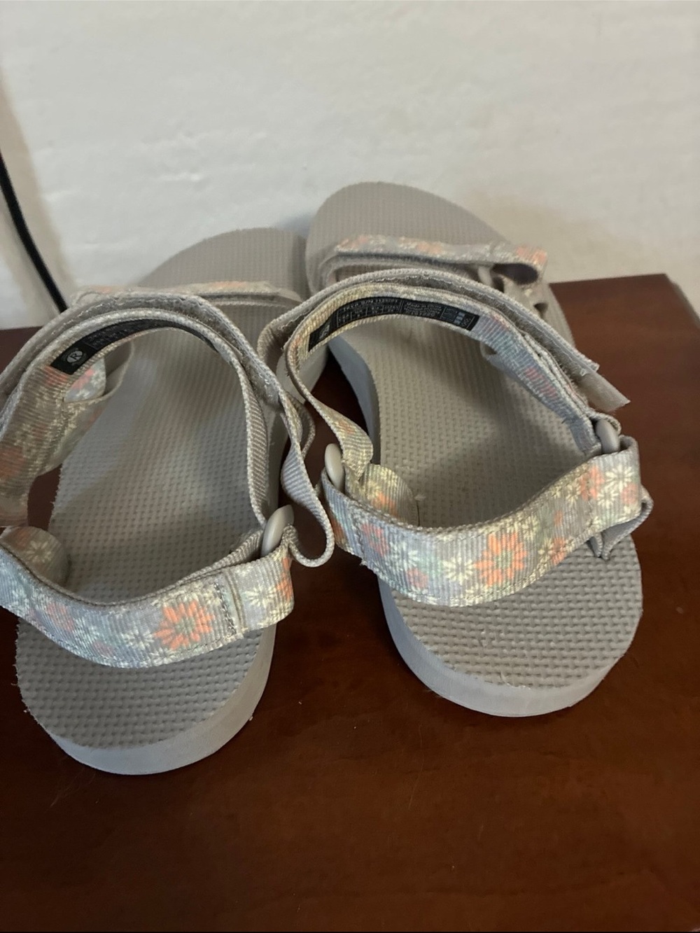 Teva Gray Sandals with Peach Floral Straps Size 7 - Picture 4 of 6